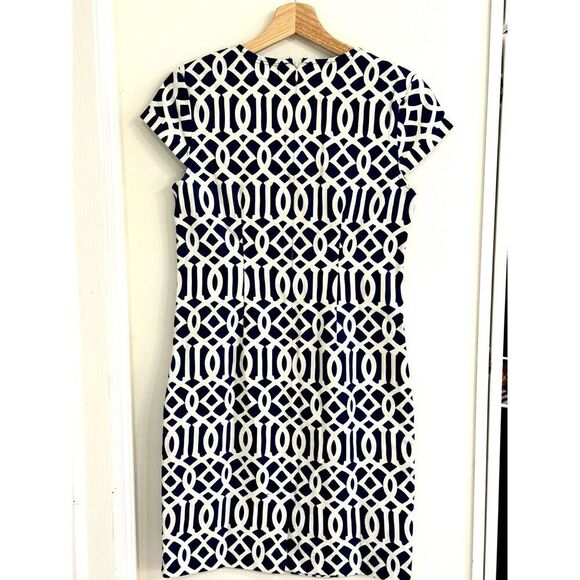 Gorgeous Mud Pie Short Sleeve Shift Dress w/ Gold Embellishment Sz XS EUC preppy - Picture 2 of 8